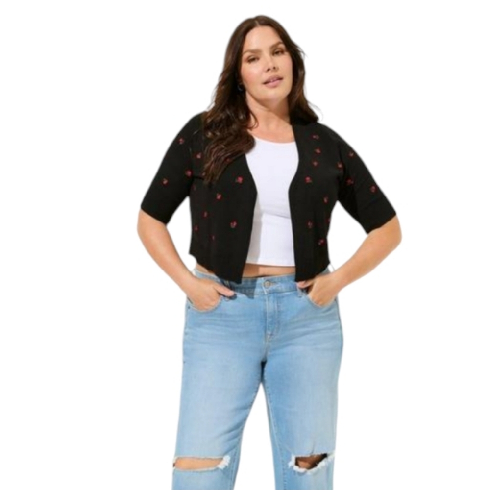 Betsey Johnson x Torrid Embroidered Rose Elbow Sleeve Shrug Size 6X